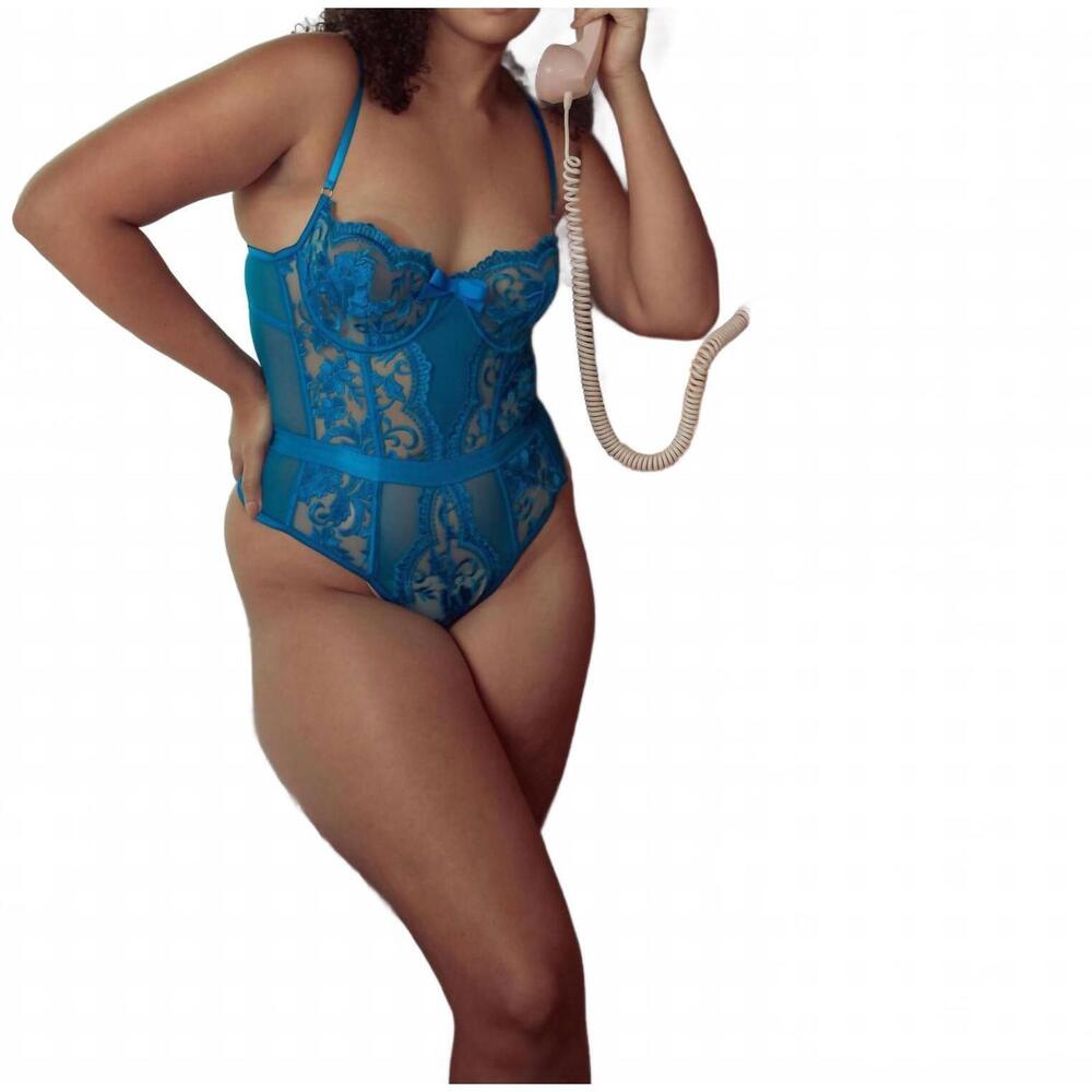 NEW KILO BRAVA embroidered underwire bodysuit in hawaiian blue